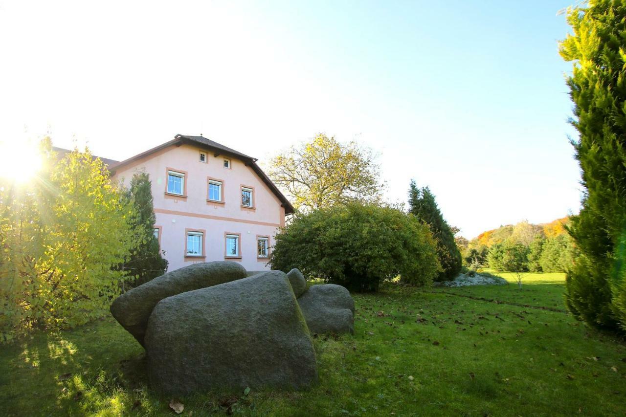 Apartman U Mluvicich Kamenu Stare Krecany Exteriör bild